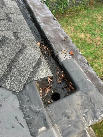 Gutters & Downspouts Photo Gallery